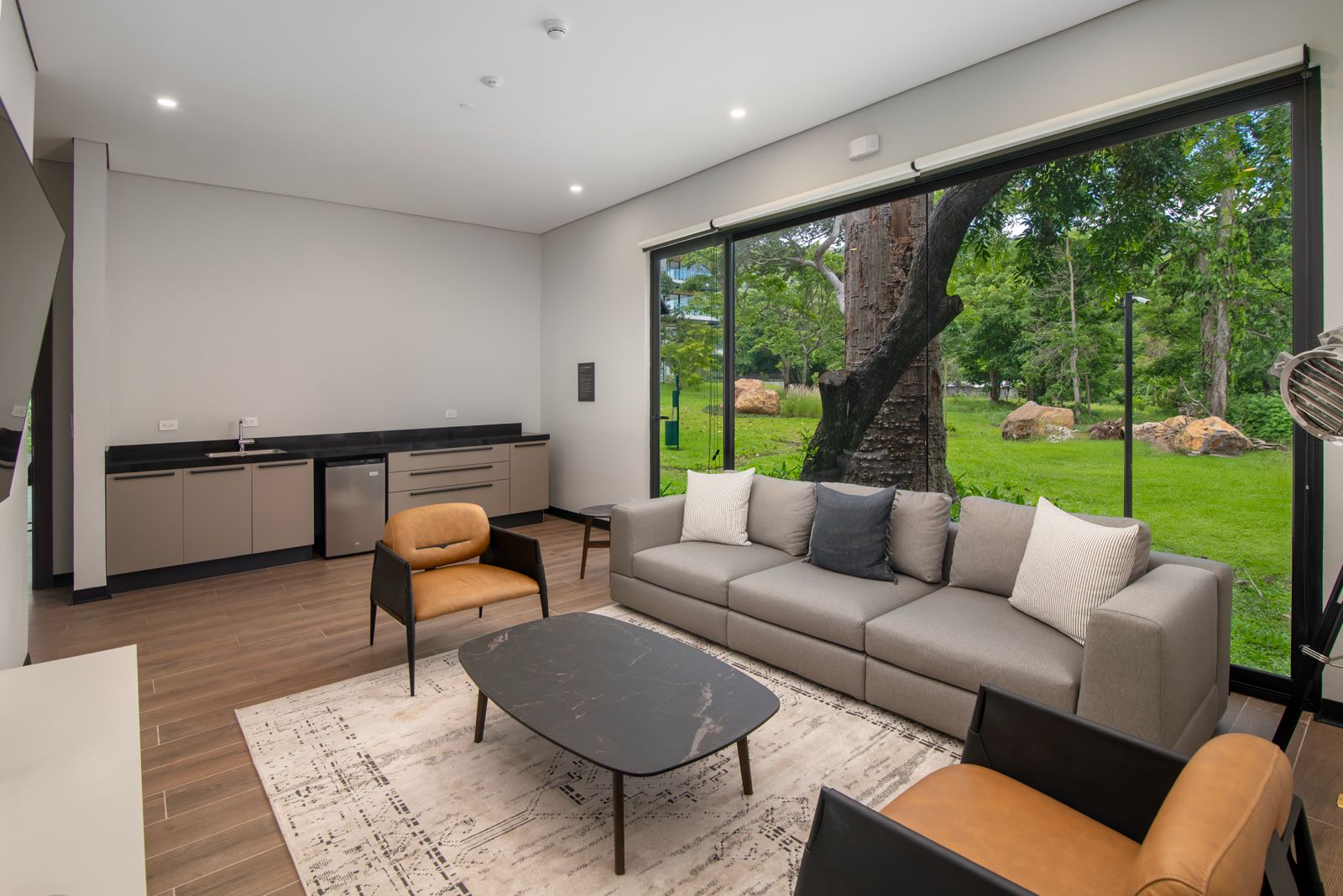 05e1cb5b-f261-4dfe-8fcd-afe7b2825215